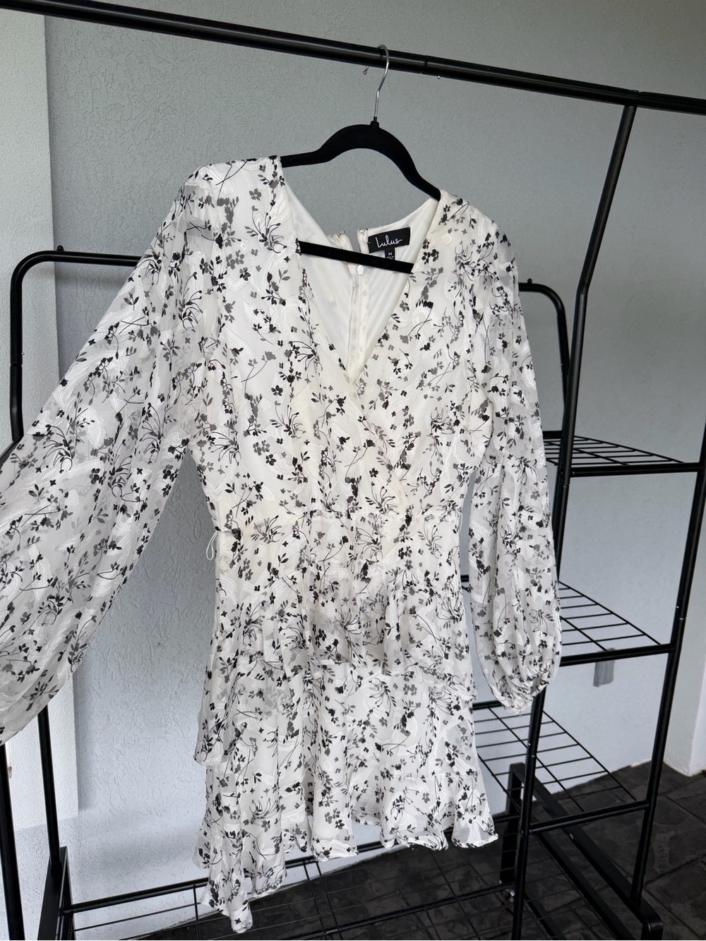 Lulu's White & Black Floral V-Neck Long Sleeve Mini Dress